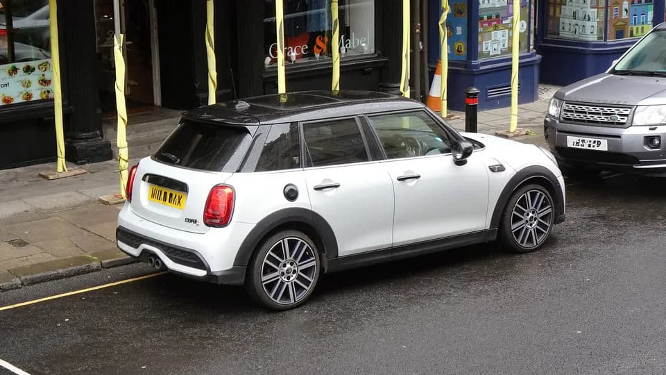 BMW MINI