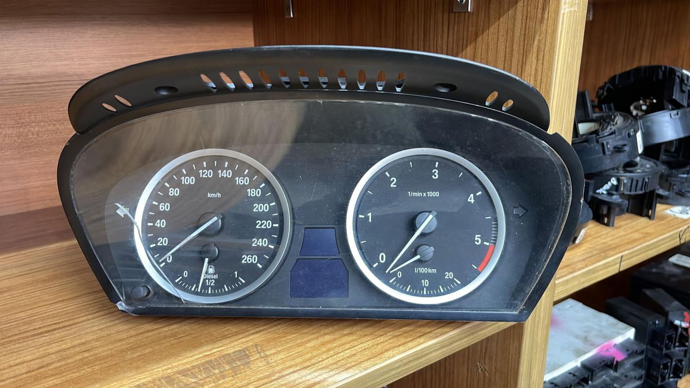 Bmw Çıkma Gösterge Paneli / Km Saati E60 E61 62119177261 110.080.213 6181161