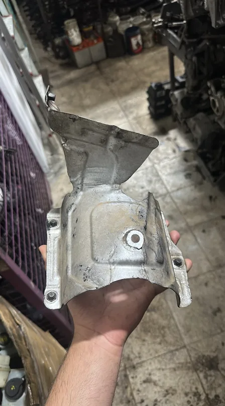 BMW 1 Serisi 3 Serisi F20 F30 N13 Isı Yalıtım Sacı 11658648679 7606648 Orijinal Çıkma