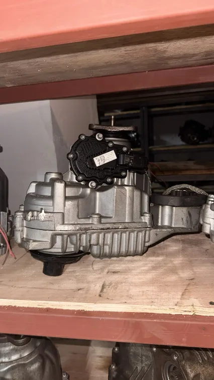 BMW 3 Serisi G20 G21 Atc13-1 Arazi Şanzımanı At 137744 Orijinal Çıkma