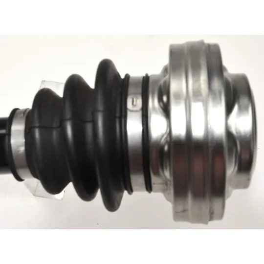 BMW Aks 33217527073 25069 GKN - BMW yedek parça