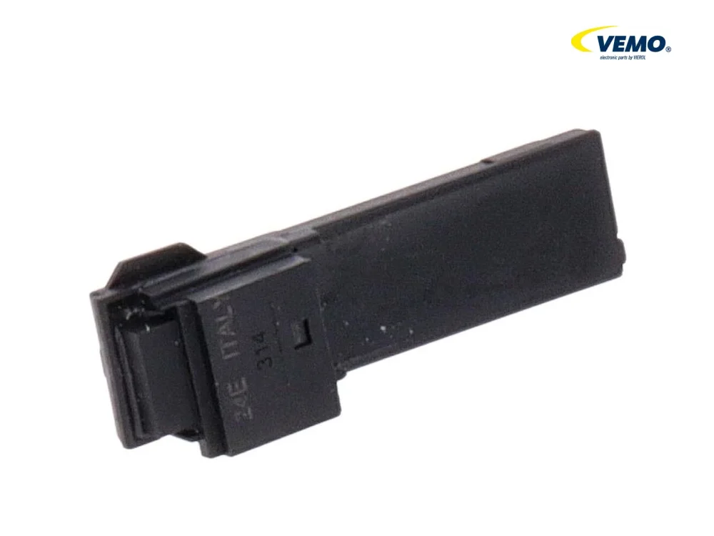 BMW E46 E53 E60 E61 E63 E64 Debriyaj Pedal Şalteri VEMO V20-73-0150