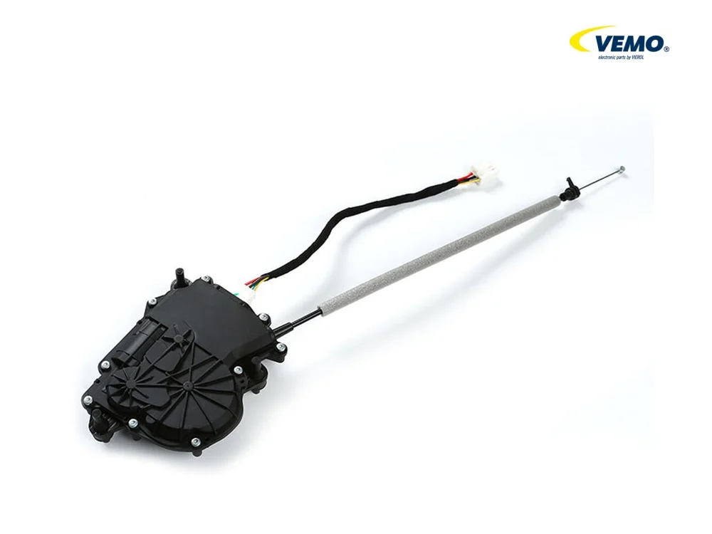 BMW F15 F85 Bagaj Kapağı Çekme Yardımcısı VEMO V20-85-0131