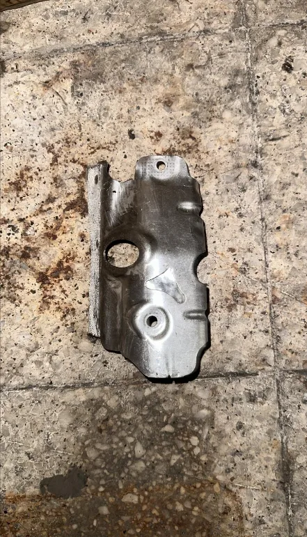 BMW G01 G02 G05 G06… B57 Egzoz Manifold Isı Yalıtım Sacı 11628598167 Orijinal Çıkma