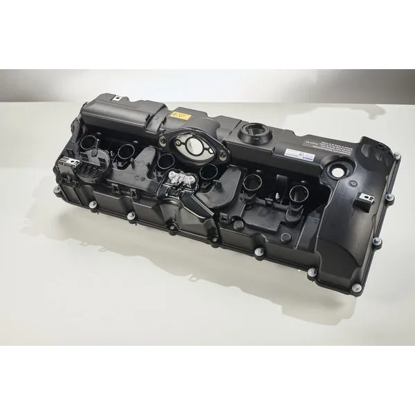 BMW E60 E61 E63 E64… N52 N53 Külbütör Kapağı 11127552281 ZH 21 MAHLE