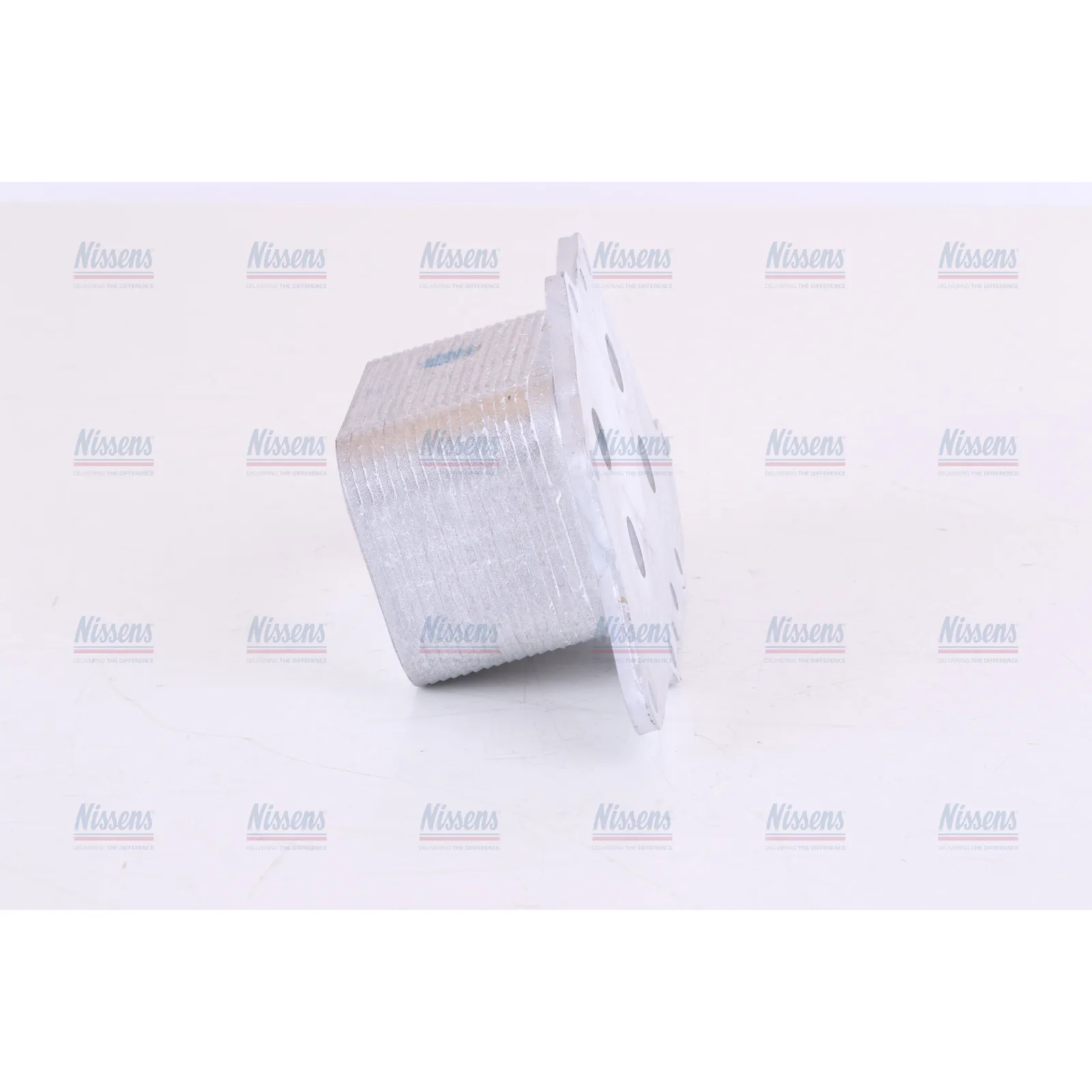 BMW F20 F21 F39 F45… B32 B36 B37… Yağ Soğutucusu 11428585236 90962 NISSENS - BMW yedek parça