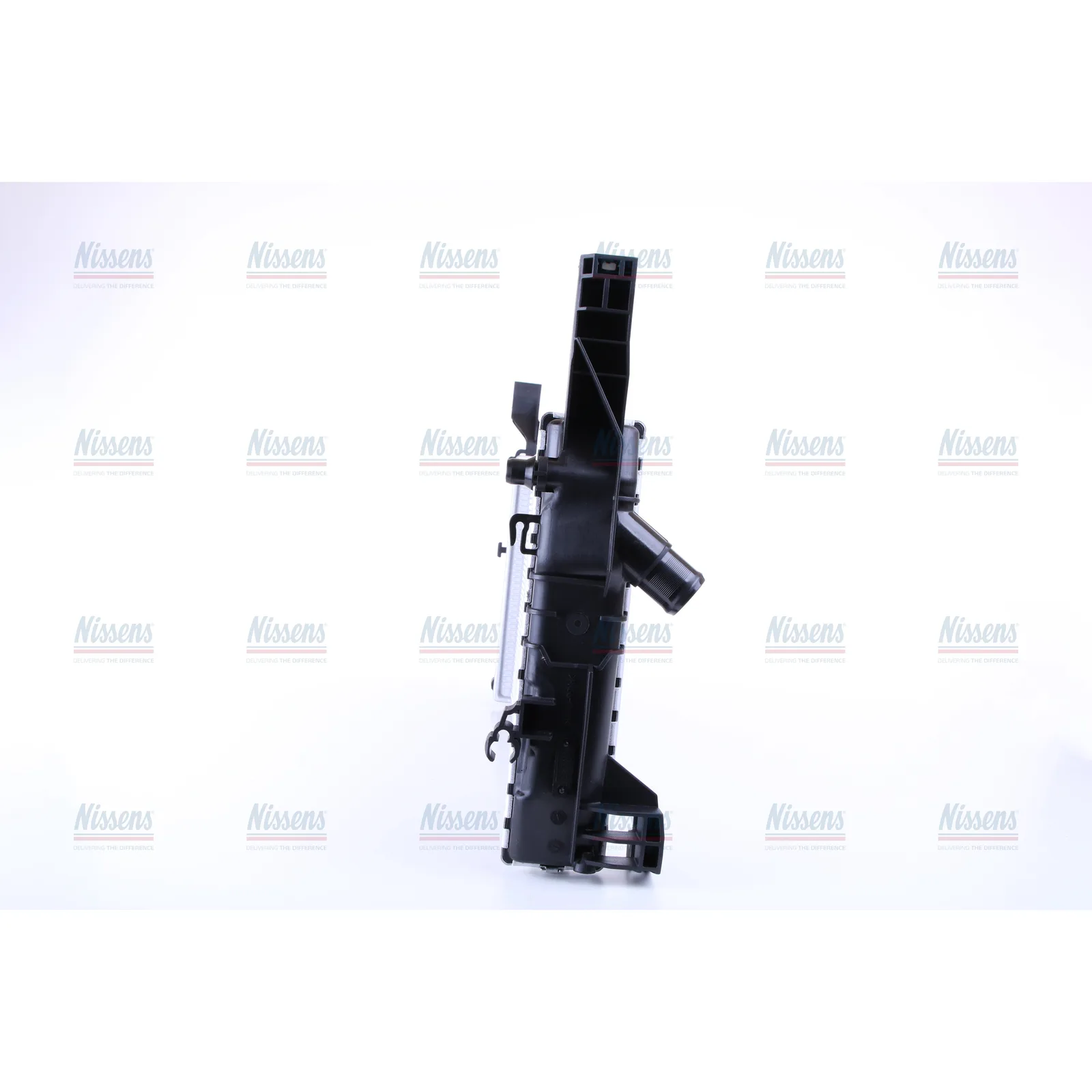 BMW F45 F48 F60 B46 B48 Motor Su Radyatörü 17118603089 606246 NISSENS - BMW yedek parça