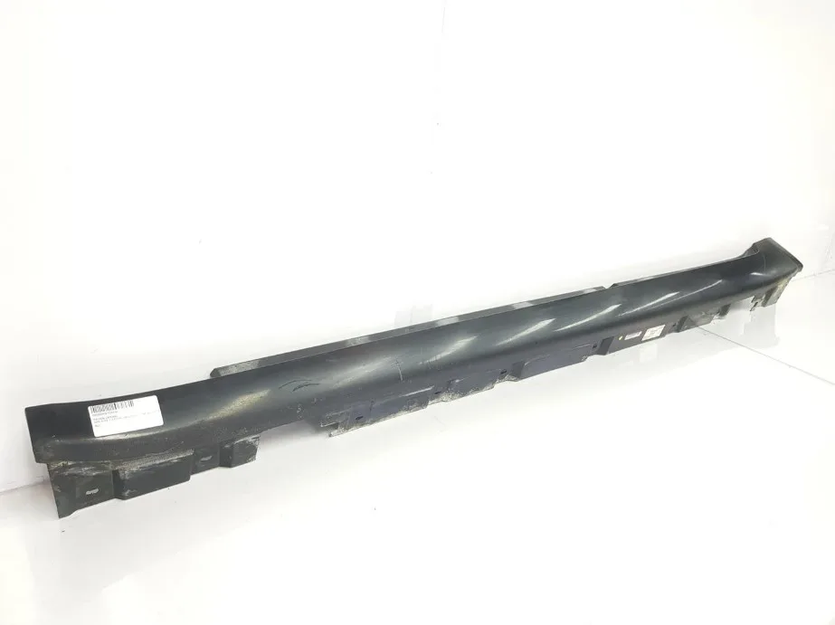 BMW Kapak Marşbiye Astarlı Sol 51777225837