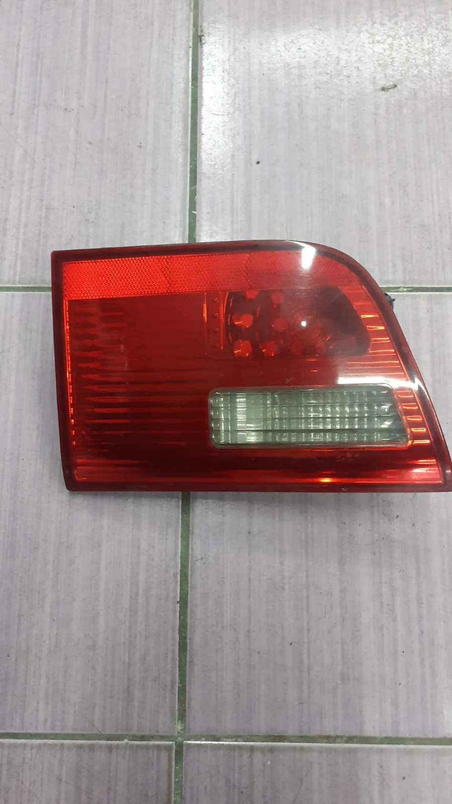 BMW Orijinal Çıkma X5 E53 - Stop Arka Lamba Sağ 30107885