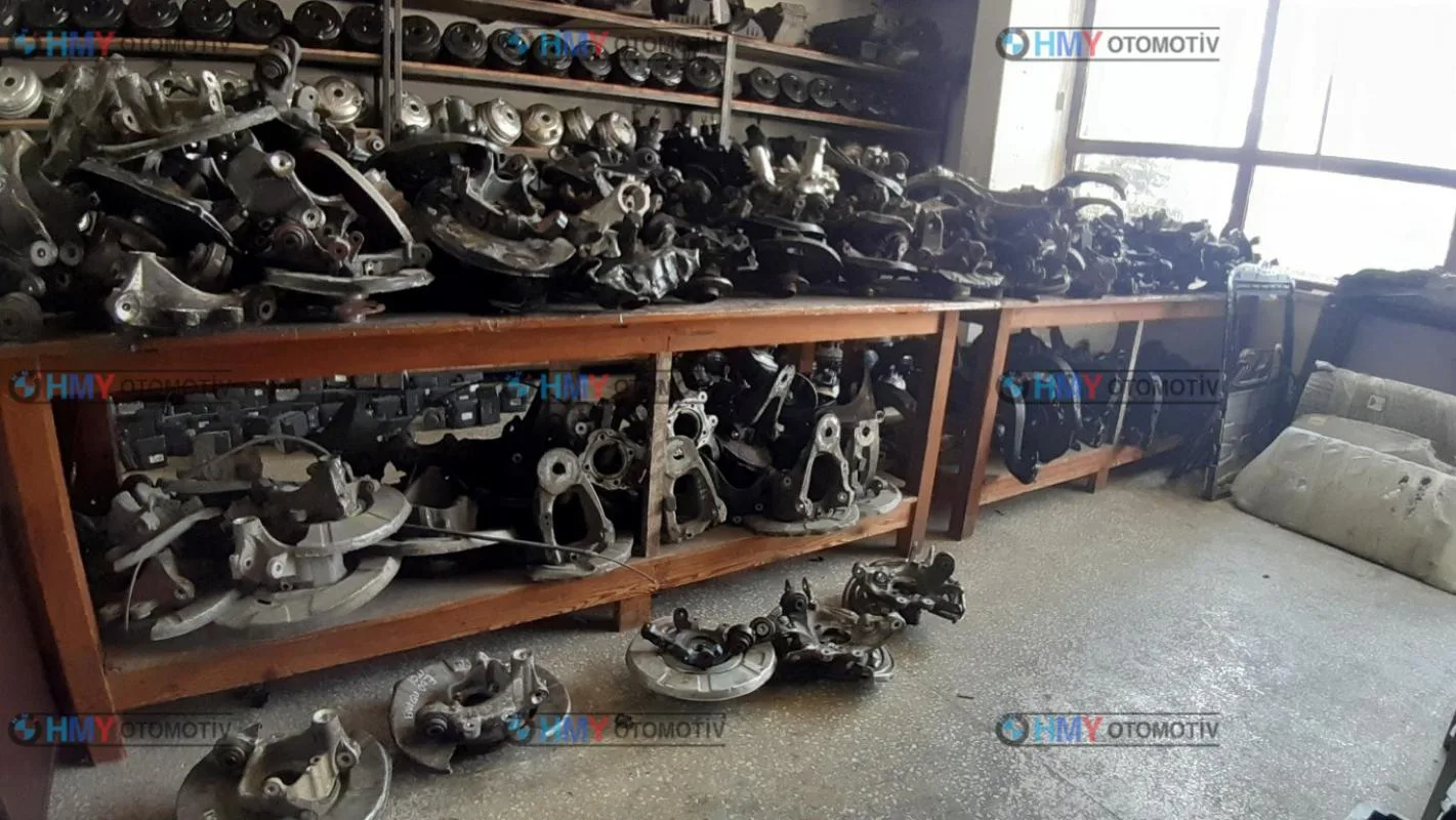 BMW Orijinal Çıkma M Serisi F80 M3 - M Serisi M Serisi M Serisi M Serisi M Serisi M Serisi Taşıyıcı Şöför Tarafı 33302284796