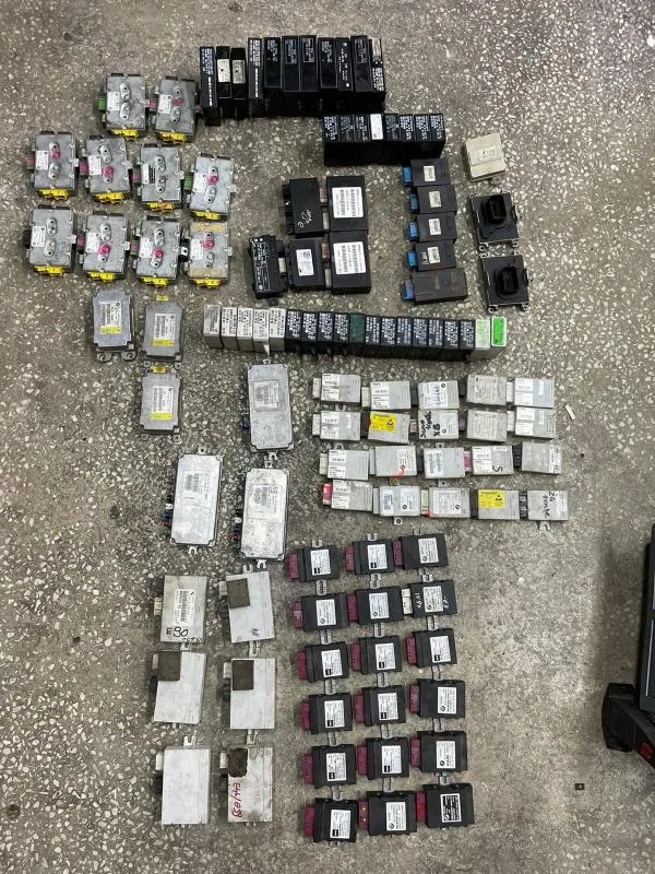 BMW Orijinal Çıkma X5 E70 - Beyin Hava Süspansiyon Kontrol Beyni HW014 37146778966