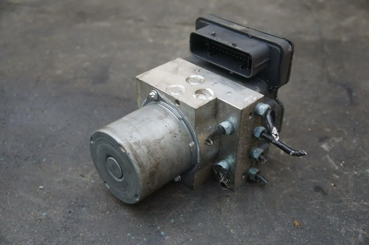 BMW Orijinal Çıkma F01 F02 F04 F06 F10 F12 - Abs/Dsc B6 B7 F03 34516858955