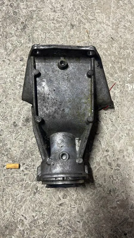 BMW Orijinal Çıkma G01 G02 G30 - Aks Taşıyıcı X4 X3 31 50 8 639 382 8639383