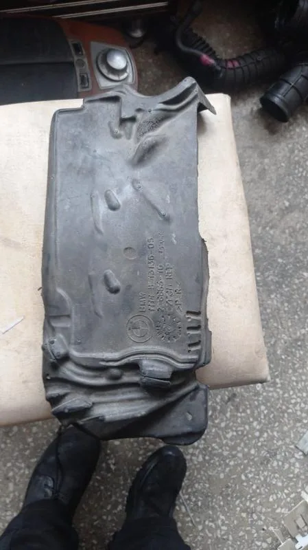 BMW Orijinal Çıkma X1 F48 - Akustik Kapak Ses İzalasyon Kapağı X2 F69 B47D20 11148513136