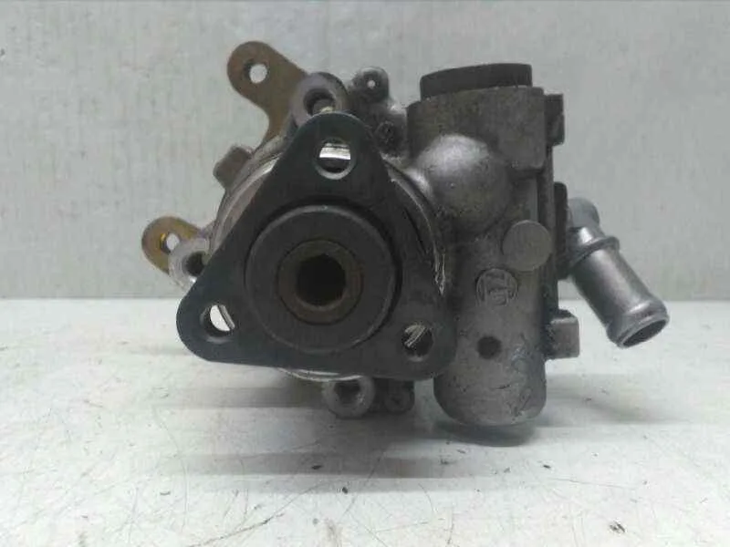 BMW Orijinal Çıkma 3 Serisi E30 - Direksiyon Pompası 32411092954