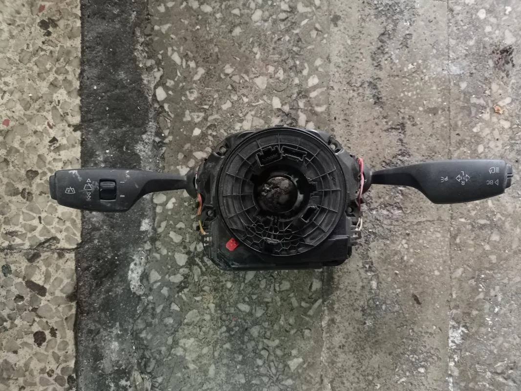 BMW Orijinal Çıkma F01 F06 F07 F10 - Direksiyon Sargısı 5101459