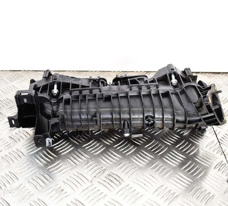 BMW Orijinal Çıkma E90 E91 F10 F11 F20 - Emme Manifoldu
