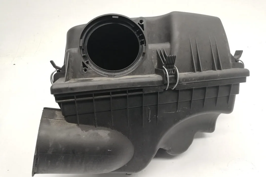 Bmw Çıkma Hava Filtre Kazanı 7792416 - 13717792416 E60 E61 E64 M57N2 M57N N47 535D 520D 635D 13717792416 - BMW yedek parça