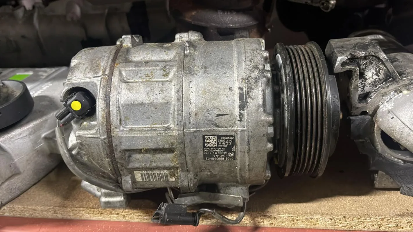 BMW Orijinal Çıkma G05 G30 - B57 Hava Kompresörü X5 07805063572