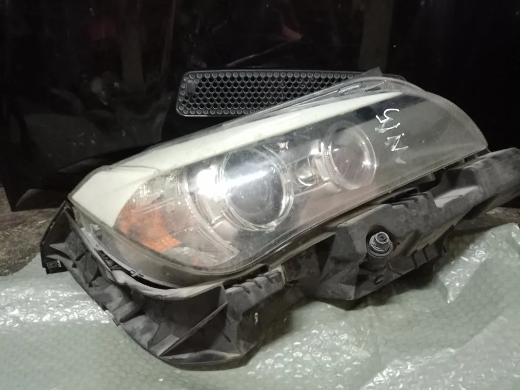 BMW Orijinal Çıkma X1 E84 - Komple Far Sağ 2009-12 89093517