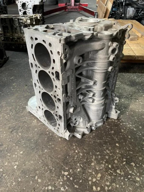 BMW Orijinal Çıkma Motor Bloğu B47D20A B41512 851398205