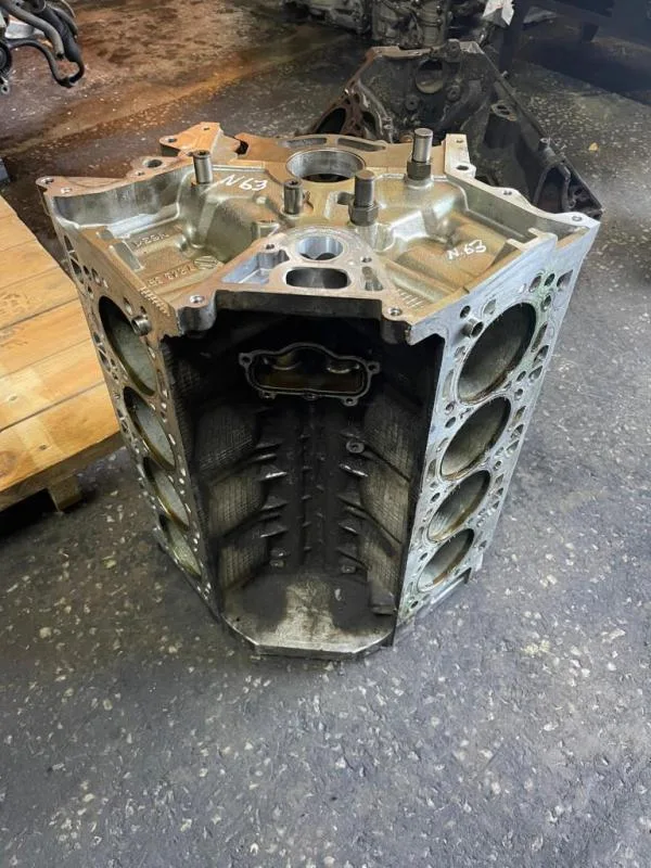 Bmw Çıkma Motor Bloğu N63 7843360 - BMW yedek parça