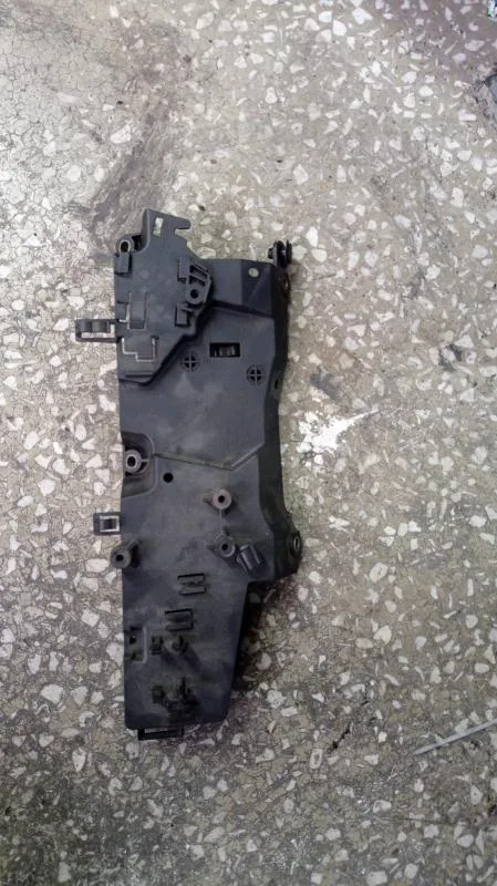 BMW Orijinal Çıkma 3 Serisi E90 E91 - Motor Braketi 7806494