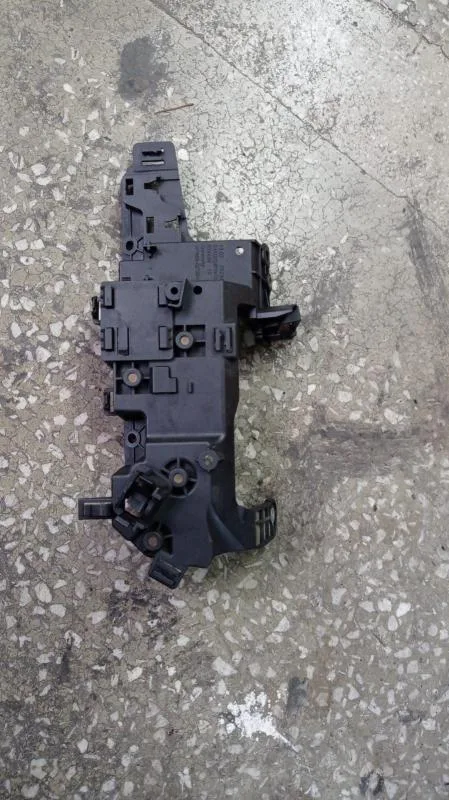 BMW Orijinal Çıkma F10 F15 F16 F85 F86 - Motor Braketi X5 7823478