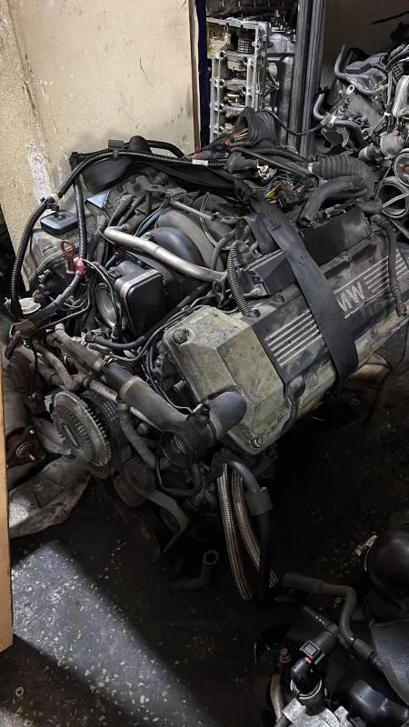 BMW Orijinal Çıkma M62 Motor Komple B44