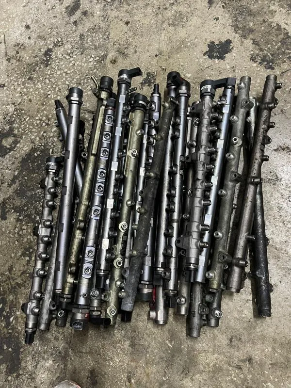 BMW Orijinal Çıkma E71 E72 F07 F15 F30 F80 M3 - Rail Kütüğü/Enjektör Gövdesi , X6 X5 F80 Camorail/Reil Borusu 0445216036