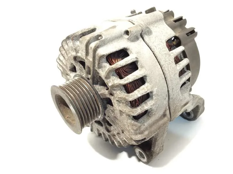 BMW Orijinal Çıkma F01 F10 - Şarj Dinamosu Alternatör 7808075
