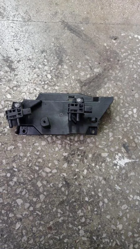 BMW Orijinal Çıkma F25 G30 G31 - Sensör Tutucu X3 8571779