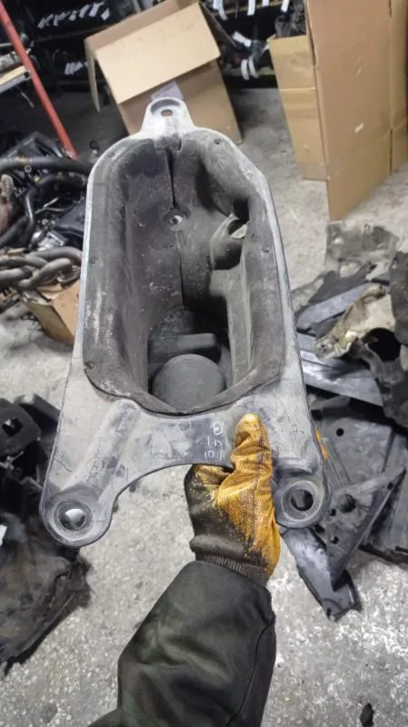 BMW Orijinal Çıkma X5 E53 - Ses İzalasyon Kapağı 51488408773