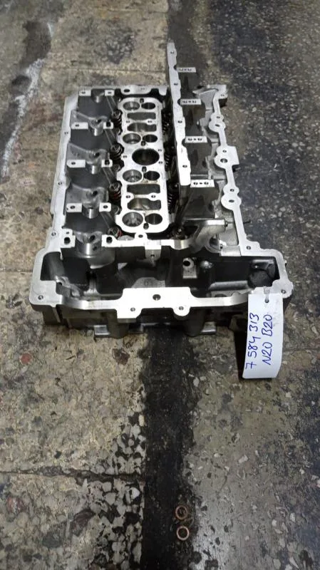 BMW Orijinal Çıkma F10 F20 F30 F80 M3 - Silindir Kapağı Üst Kapak F80 N20B20 7584313