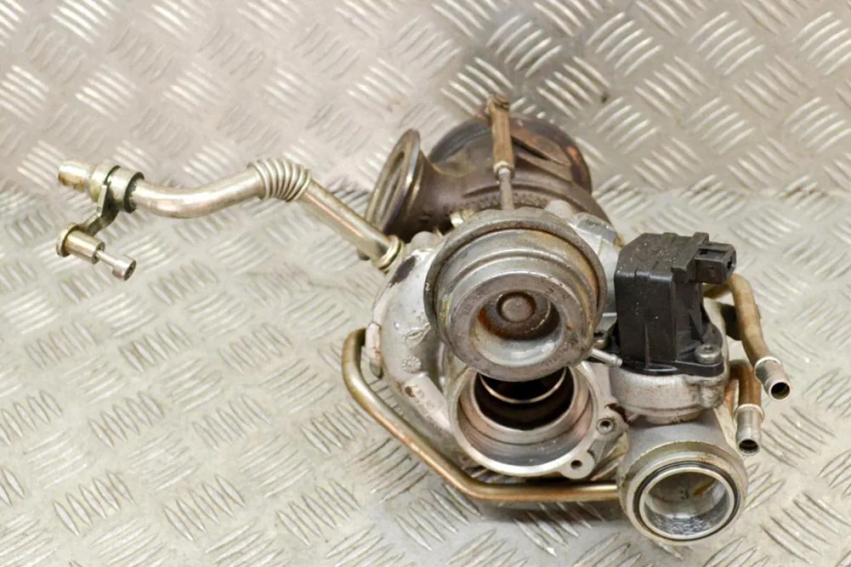 BMW Orijinal Çıkma F10 F30 F32 F36 - Turbo 53269700015