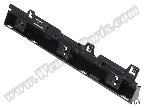 Bmw Marşpiye Braketi F30 Ön İç Sağ 51777256916