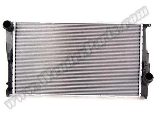 Motor Su Radyatörü E84 E90 E92 [N20 N54 N55] Man/Şanz (Klimalı) 17117558480 | WENDER