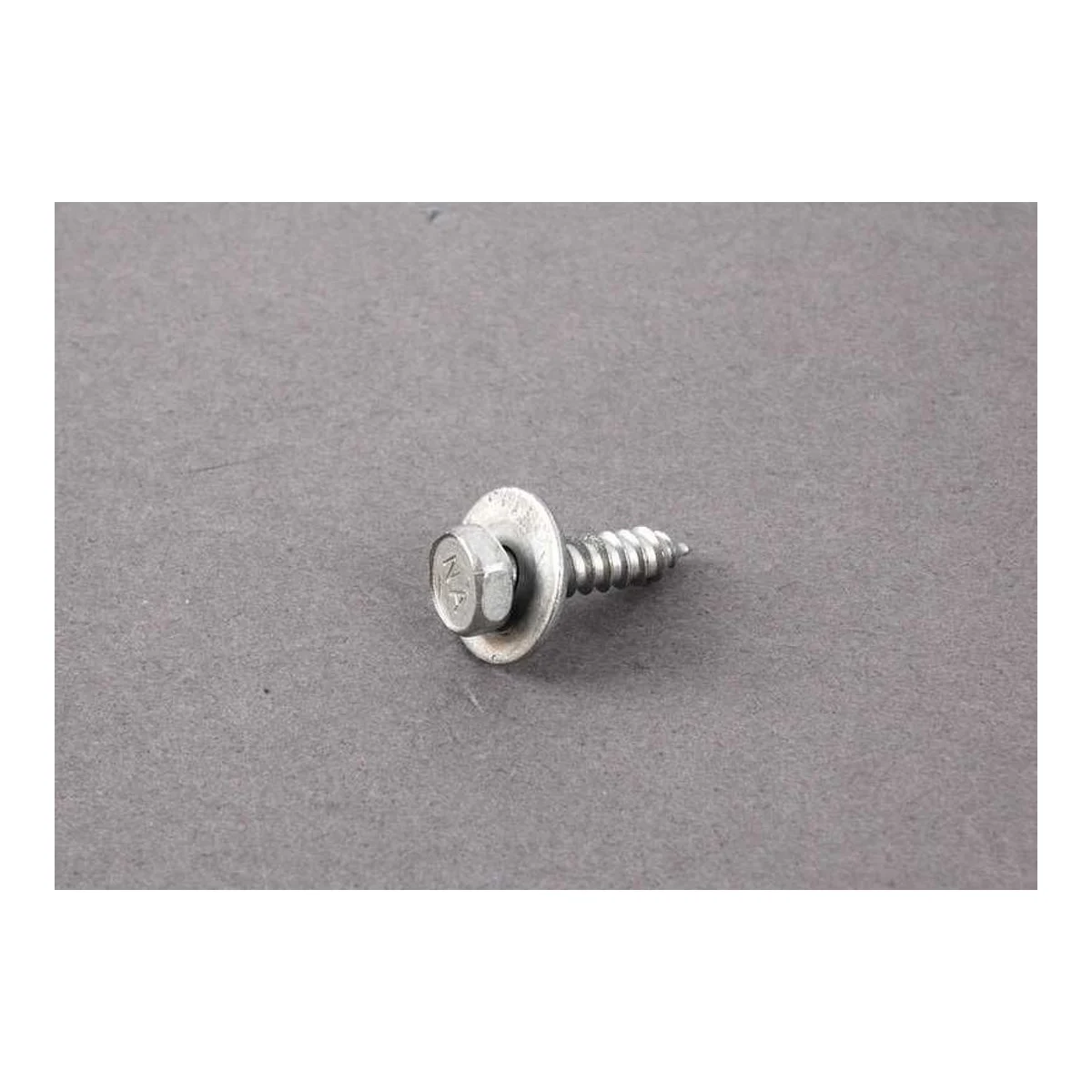 BMW E46 E53 Altıgen Başlı Sac Vidası 07119901279