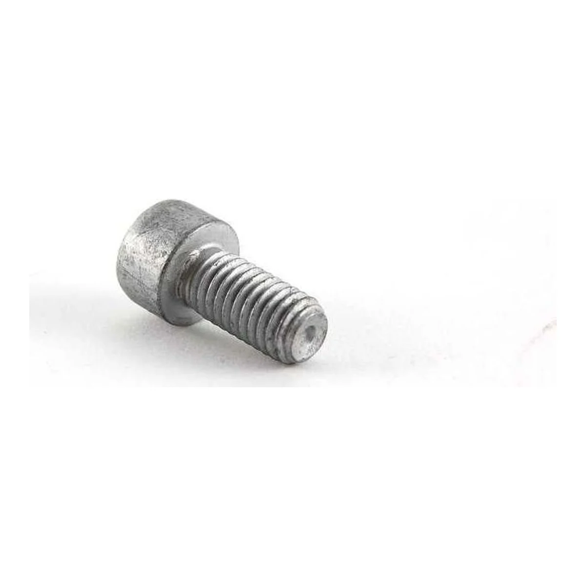 BMW E38 E39 E46 E53… Silindir Başlı Cıvata 07119904101
