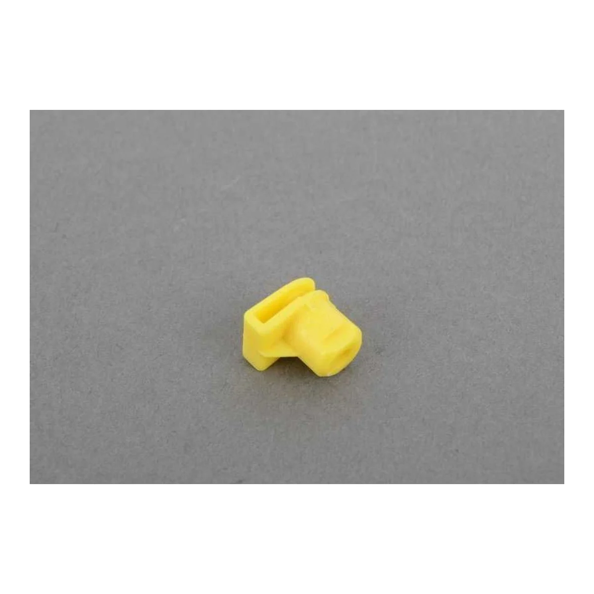 BMW F01 F02 F04 F06… Plastik Somun 07147212877
