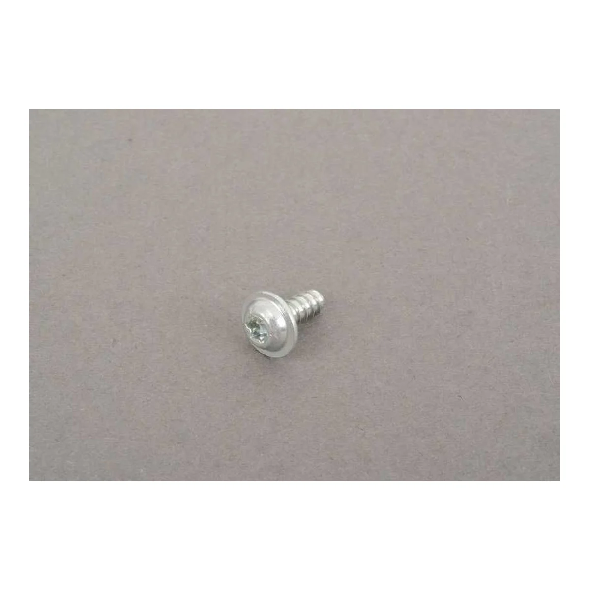 BMW E60 E61 E65 E66… Küçük Torx Vida 07149145029