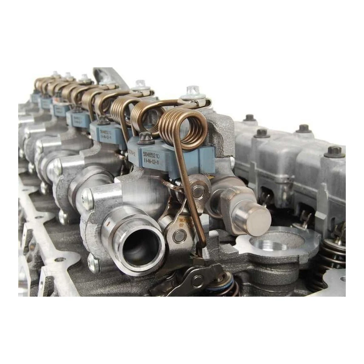 BMW E60 E61 E63 E64… Supap Mekanizmalı Silindir Kapağı 11127591617