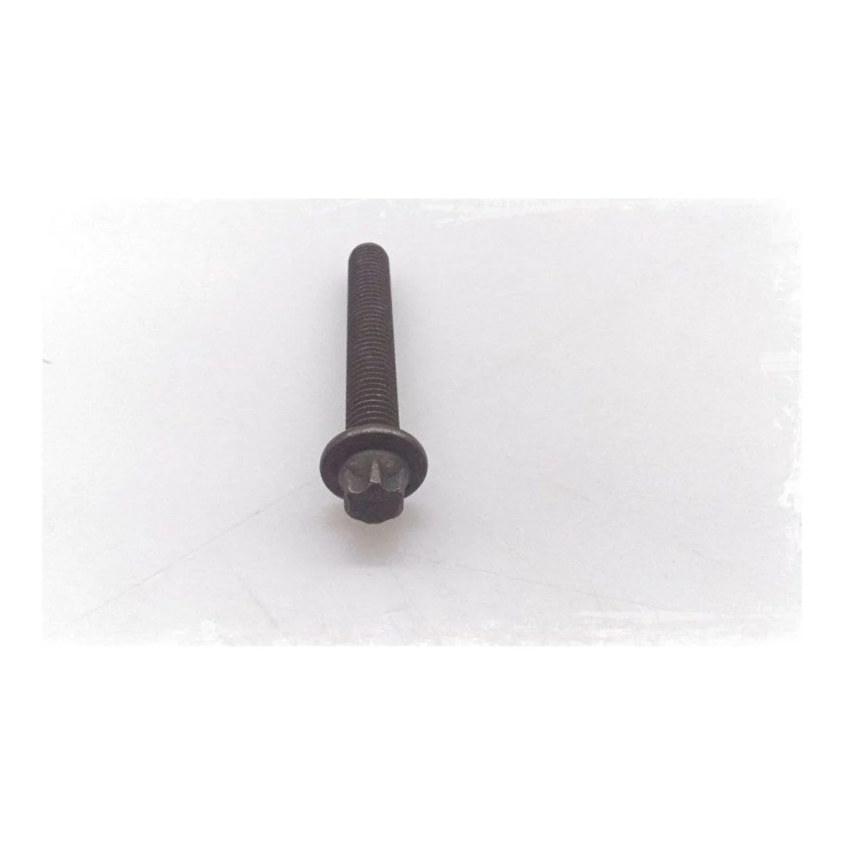 BMW E46 E60 E61 E81… Yağ Pompası Torx Cıvatası 11277505697