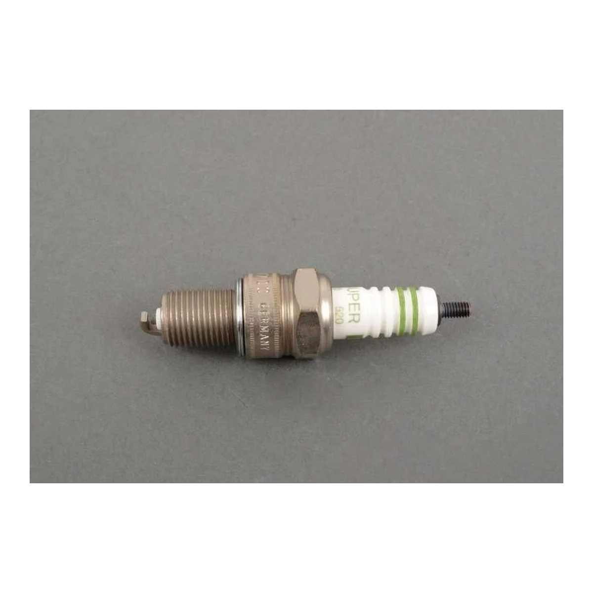 BMW 3 Serisi E21 Buji 12129062594