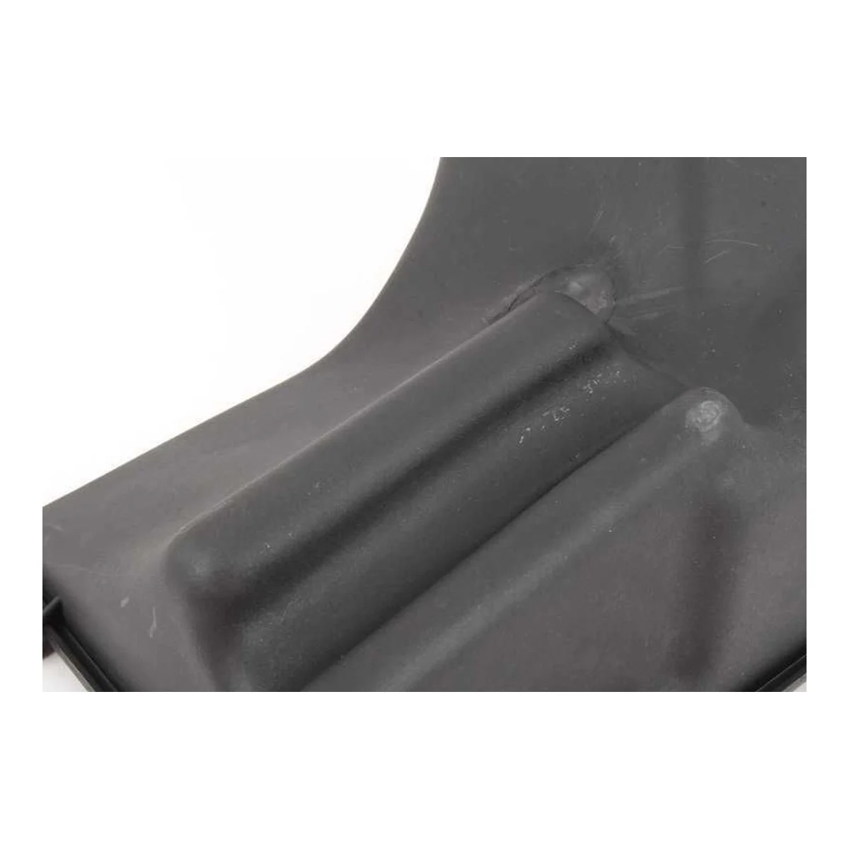 BMW E21 E24 Hava Filtre Kutusu 13711312330