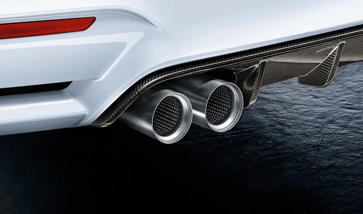 BMW 4 Serisi F83 Titanyum Susturucu Sistemi 18302349921