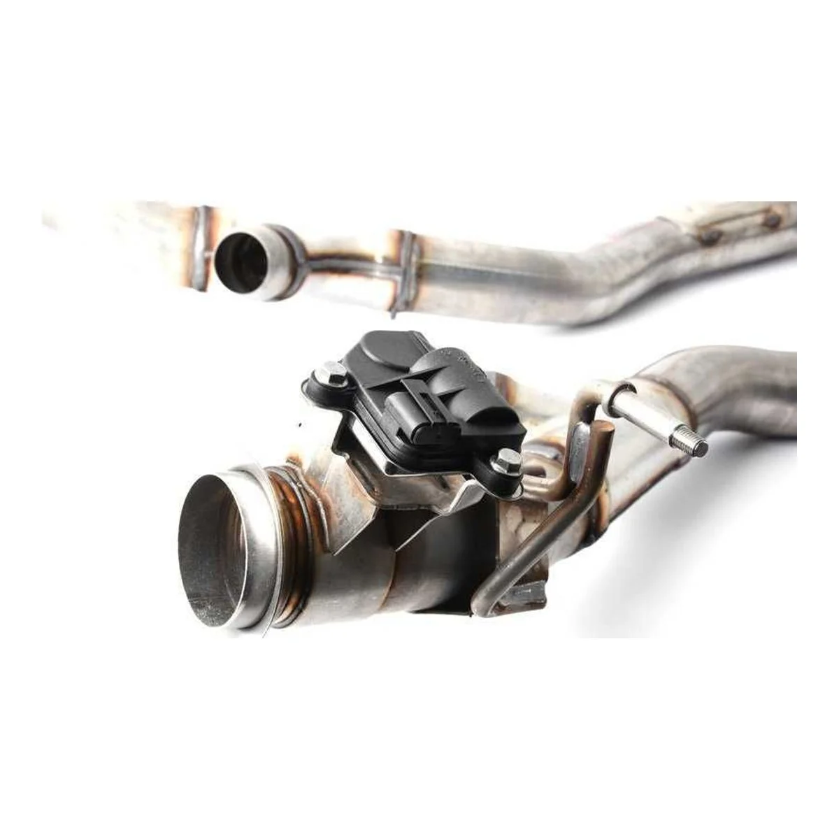 BMW 4 Serisi F83 Titanyum Arka Susturucu 18302357917