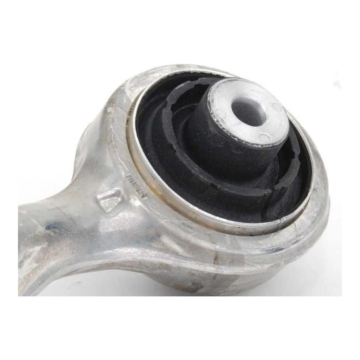 BMW 3 Serisi E90 E92 E93 M3 Ön Üst Eğri Salıncak Sağ 31102283576