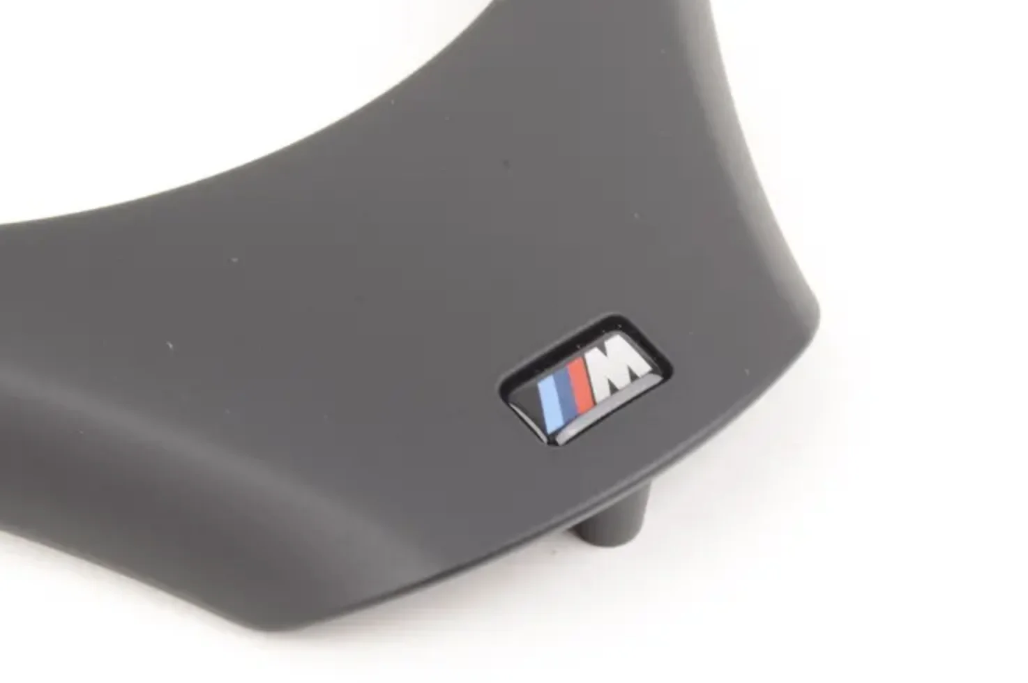 BMW E81 E84 E87 E90… Siyah Metal Direksiyon Kapağı 32307845524