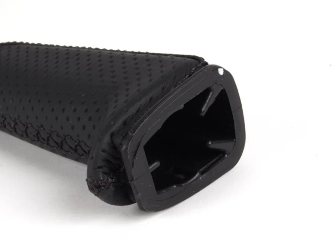 BMW E60 E63 E81 E84… El Freni Kolu Tutamağı 34408036495